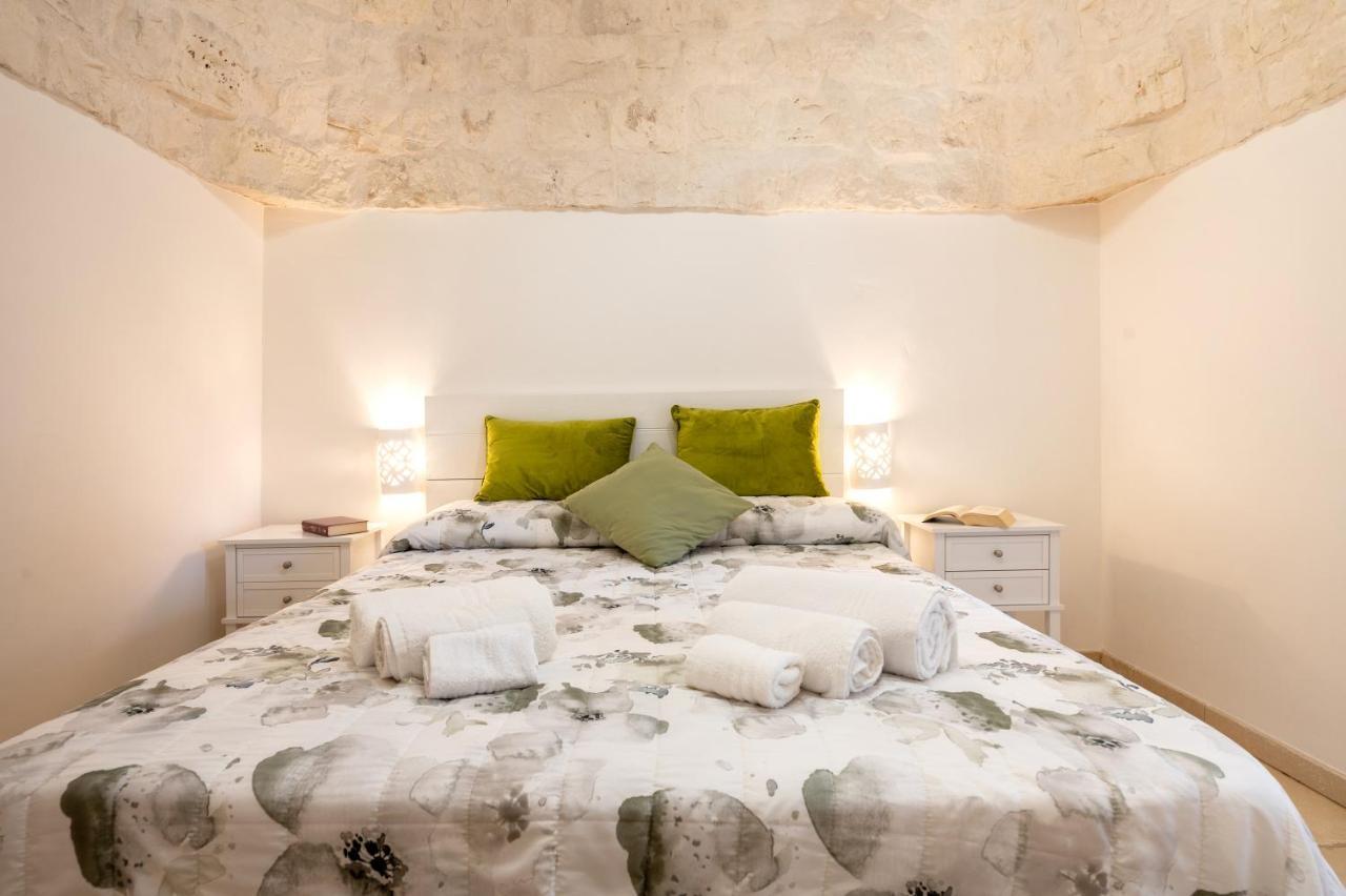 Trullo Il Focolare In Masseria Чистернино Экстерьер фото