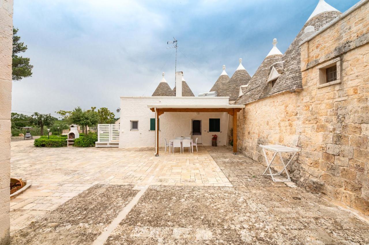 Trullo Il Focolare In Masseria Чистернино Экстерьер фото