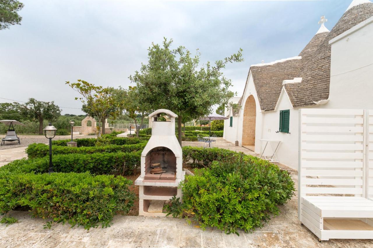 Trullo Il Focolare In Masseria Чистернино Экстерьер фото